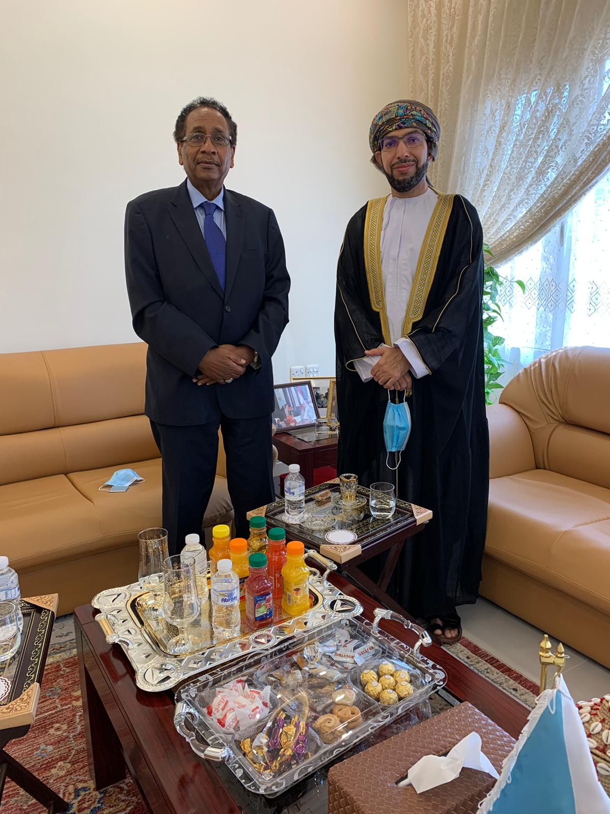  زيارة سفير سلطنة عمان لدى دولة الكويت لسفارة 